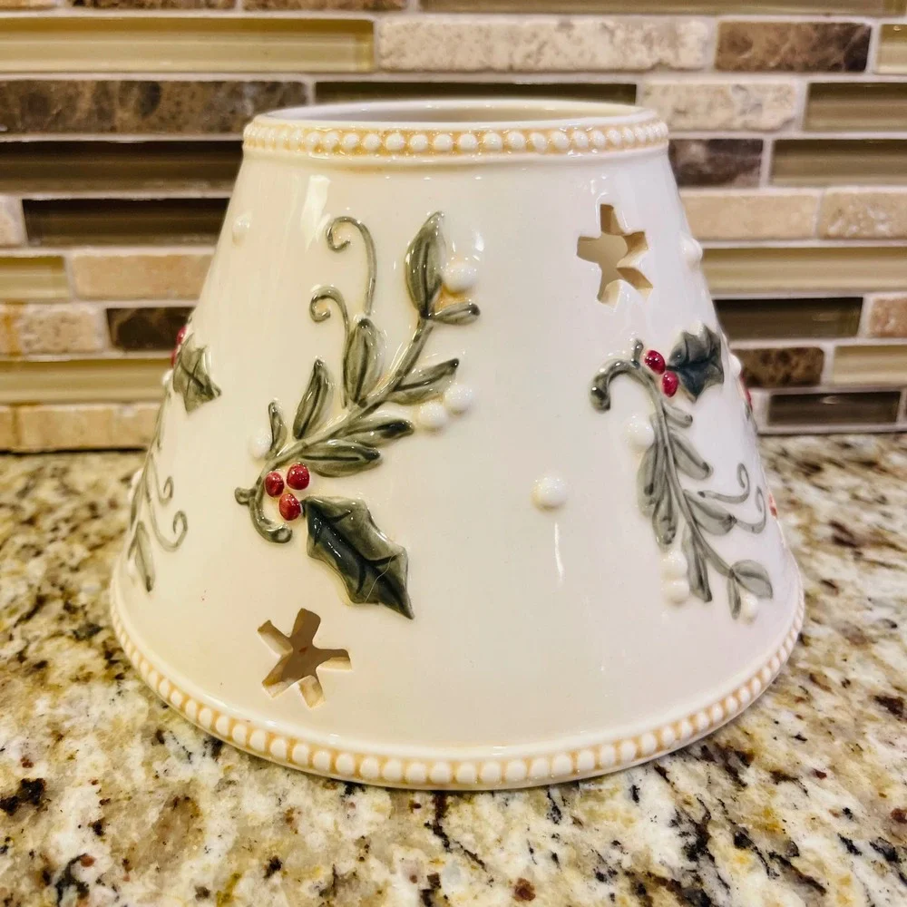 Yankee Candle Christmas Holly Berry Ceramic Jar Candle Shade Topper Cream Star